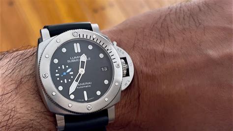 panerai pam01392 review|panerai 682 submersible.